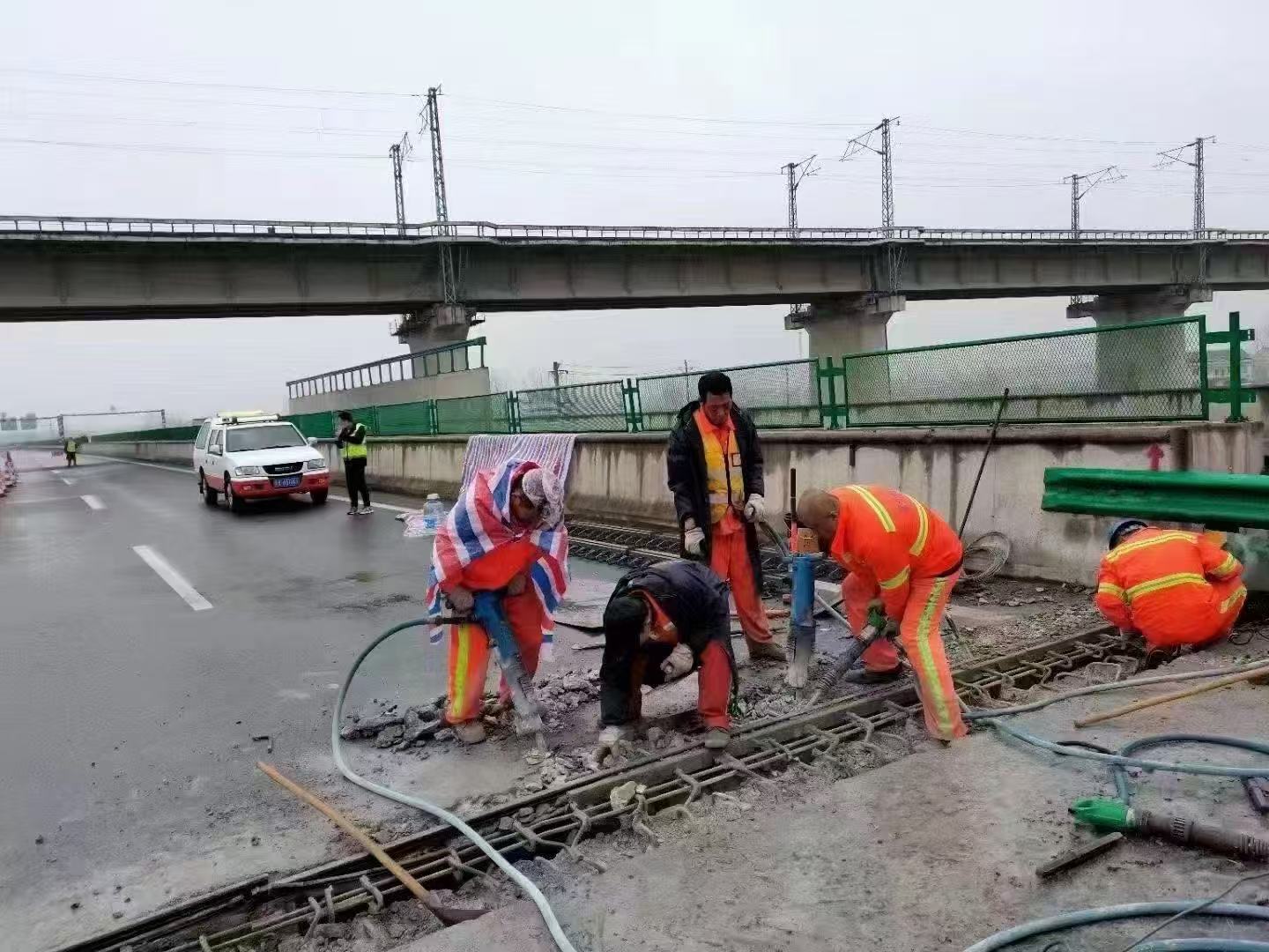 广宁桥梁伸缩缝抢修料